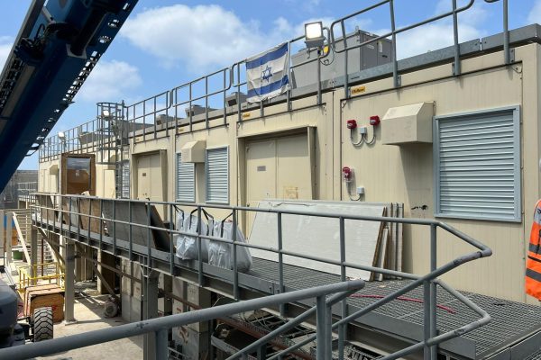 6ceff460-a58e-4838-b2ba-9d34aa39b087